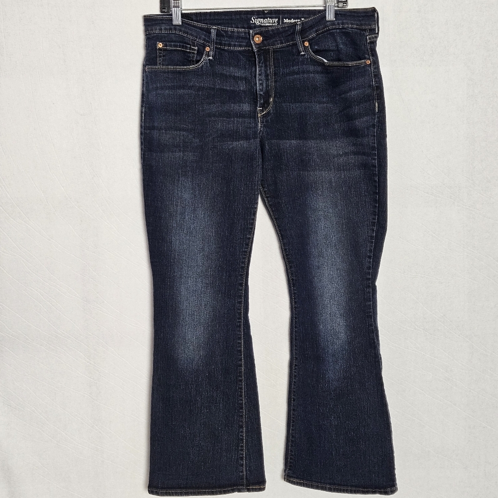 Signature by Levi Strauss & Co. Dark Wash Jeans Modern Boot Cut Size 14s 32x30